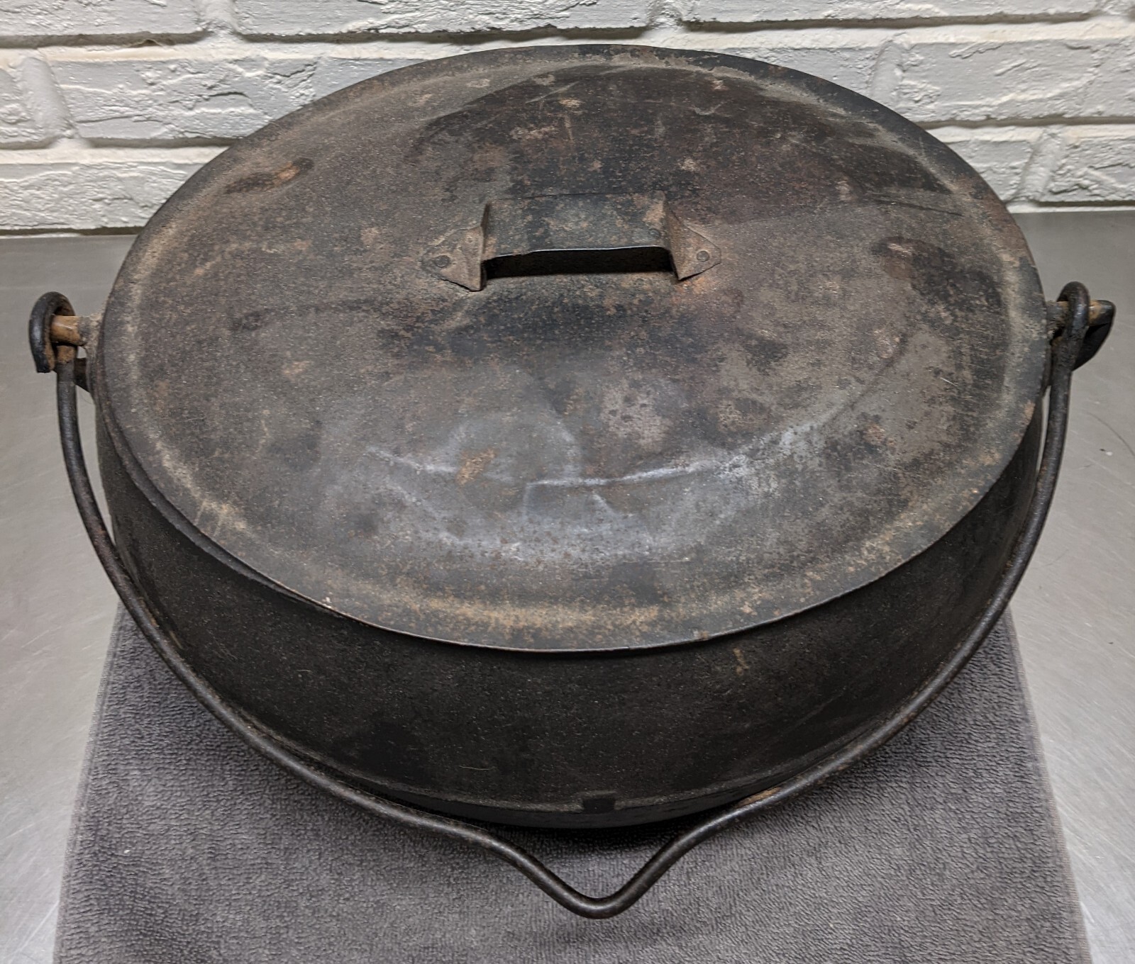 Antique Marietta Co Pa 3 Gal Cast Iron Gypsy Kettle Bean Oval Pot Tin