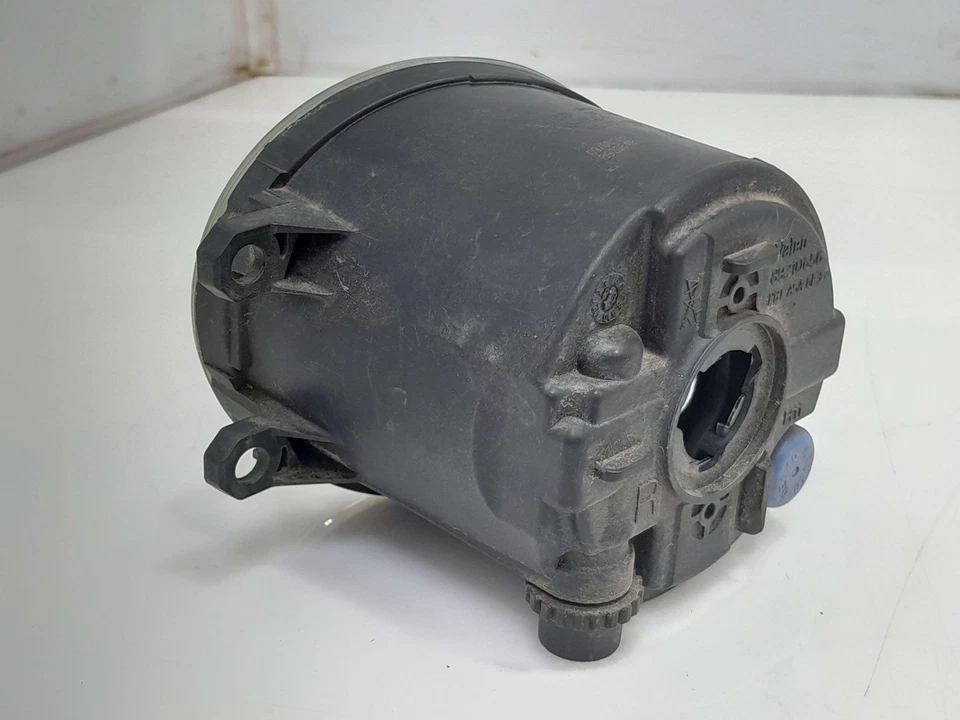 Conjunto de faros antiniebla Toyota para RAV4 Avalon Venza Highlander lado derecho del pasajero OEM Foto 2 de 4