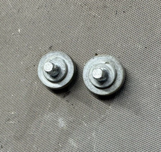 Impala GTO Cutlass 442 Chevelle Velocímetro Tornillos Corvette Camaro 1961-1977 Fabricante de equipo original Foto 4 de 4