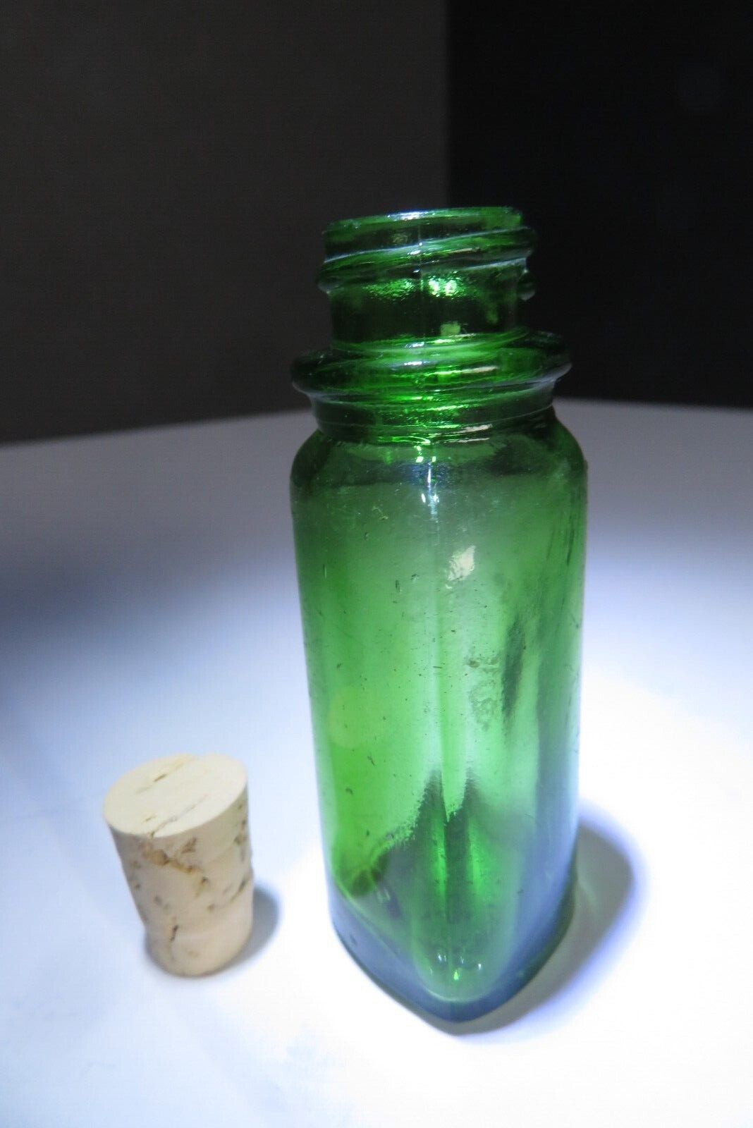 1940’s VINTAGE GREEN GLASS MEDICINE Bottle DES PAT. 92148 OWENS