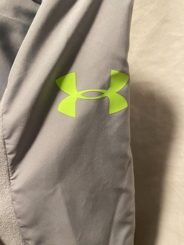 Boys Under Armour 3/4 Zip Pullover Jacket Gray with Bright Green logo Youth L - Picture 2 of 7