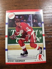 1990-91 Score - Steve Yzerman #3. Detroit Red Wings. N179