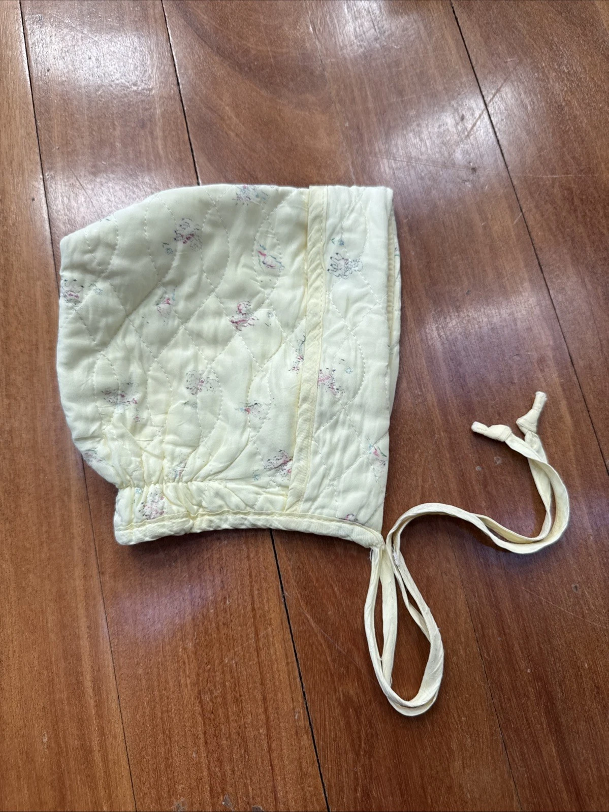 Vintage baby Bonnet Yellow Quilted Lamb Print Design Tie Closure Infant Hat