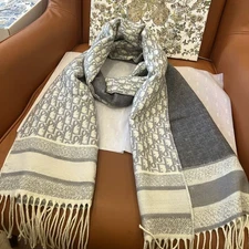 Versatile Cashmere Light Gray Scarf Warm Shawl New Style D Letter Wool Scarf