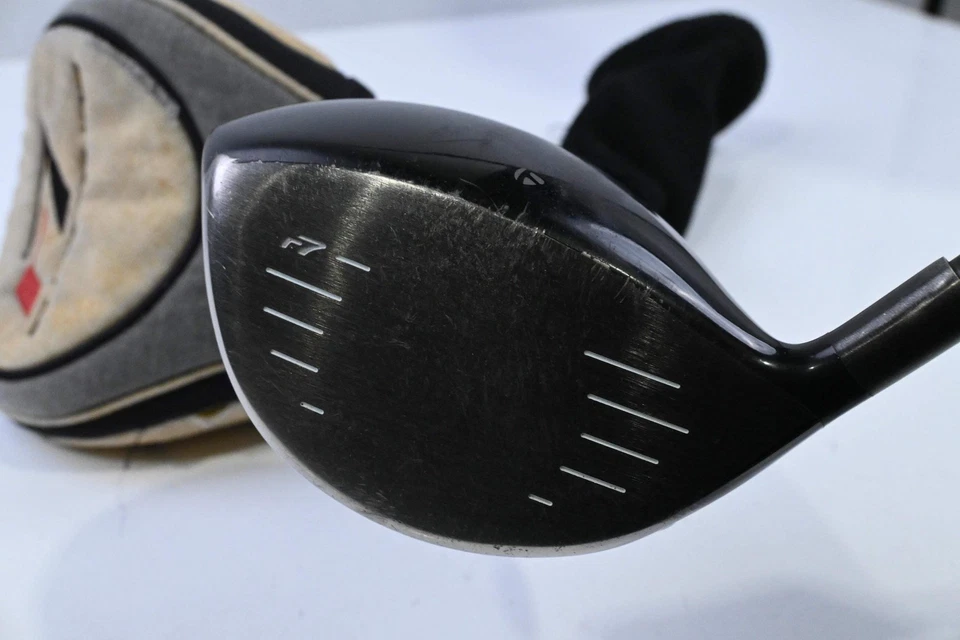 Taylormade R7 Superquad Driver / 9.5 Degree / Regular Flex Taylormade Reax 65 - Image 4 of 4