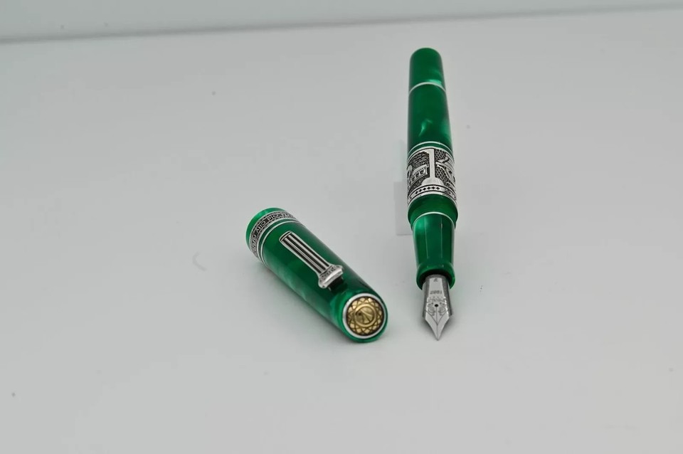 Stylo-plume En Argent 925 Et Résine Verte - Marque Cesare Emiliano - Fabriqué En Italie - Neuf
