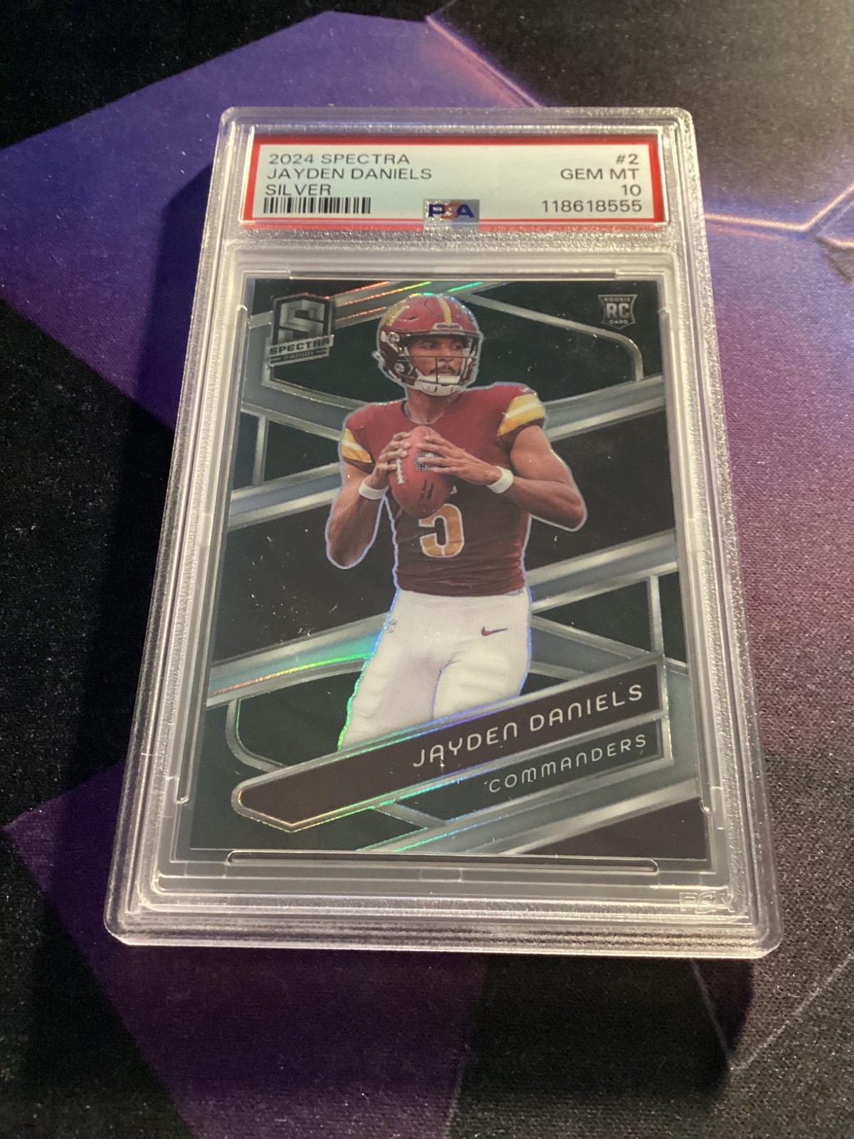 2024 Panini Spectra - Jayden Daniels #2 Silver Prizm (RC)