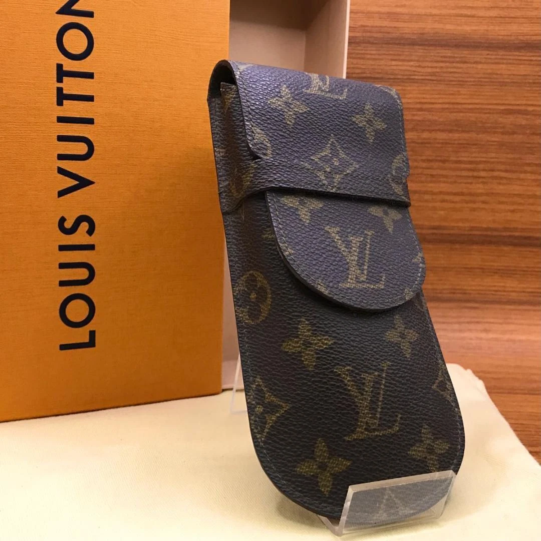 Louis Vuitton Sunglasses Case Monogram MM Brown in Canvas with Brass US #8 Louis Vuitton Sunglasses Case Monogram MM Brown in Canvas with Brass US
