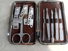 Set completo manicure e pedicure, Kit con accessori per unghie + custodia bella 