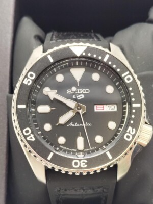 SEIKO5セイコーファイブ 4R36-07G0 ブラック ゴールド 自動巻 SEIKO5セイコーファイブ 4R36-07G0 ブラック ゴールド 自動巻