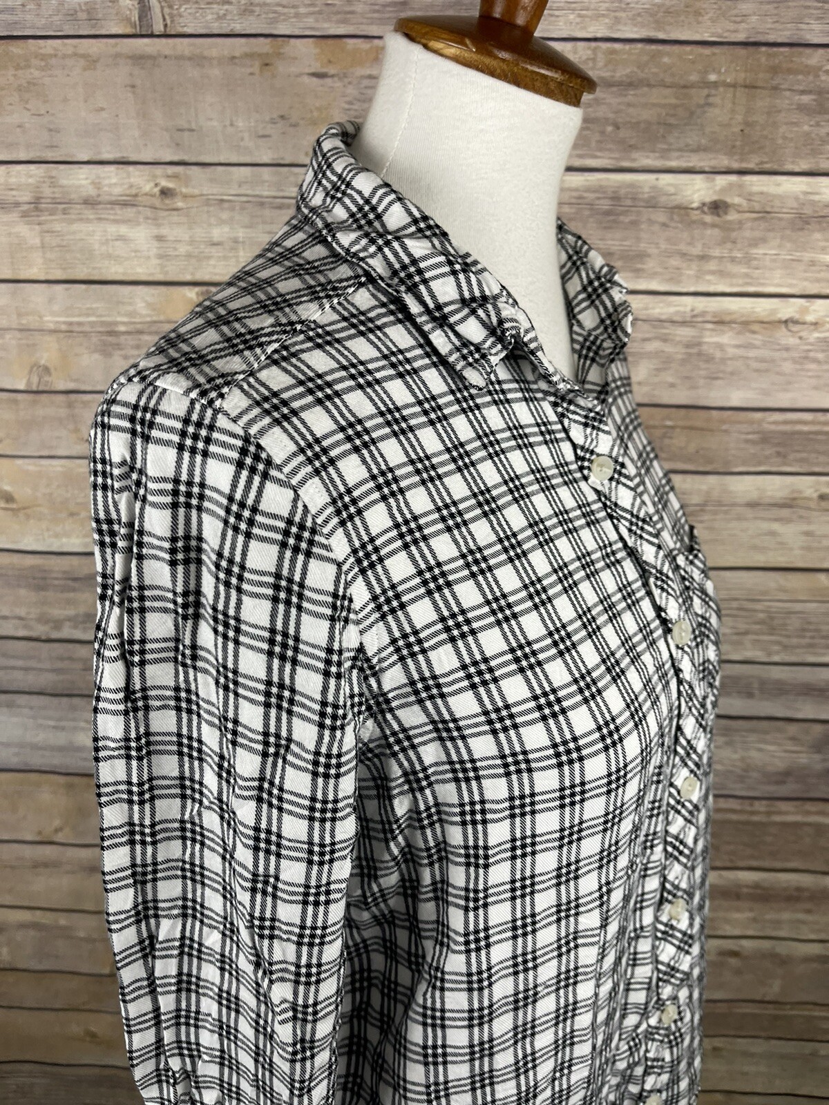 Universal Thread Medium Plaid Button Up Blouse Bl… - image 10