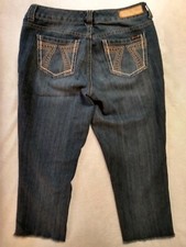 Seven 7 Jeans Women's Capris Cropped Frayed Hems Medium Wash Blue Size 10