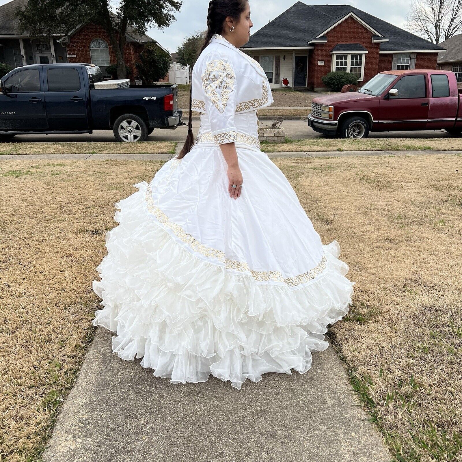 Picture 3 of 24