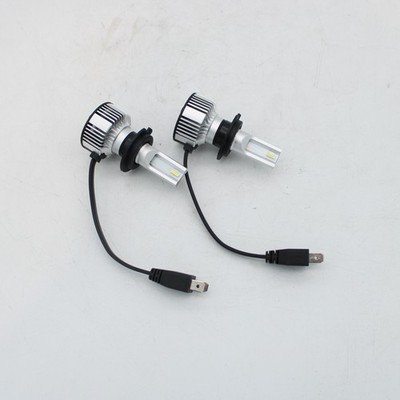 Philips Ultinon Essential LED Frontscheinwerfer (H7)