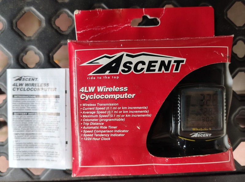 Ascent Wireless Classic Cycling Computer Speedometer 4LW