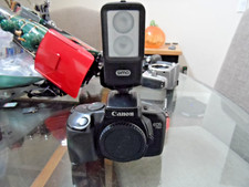 CANON EOS 750 35MM FILM CAMERA BODY W/SIMA FLASH
