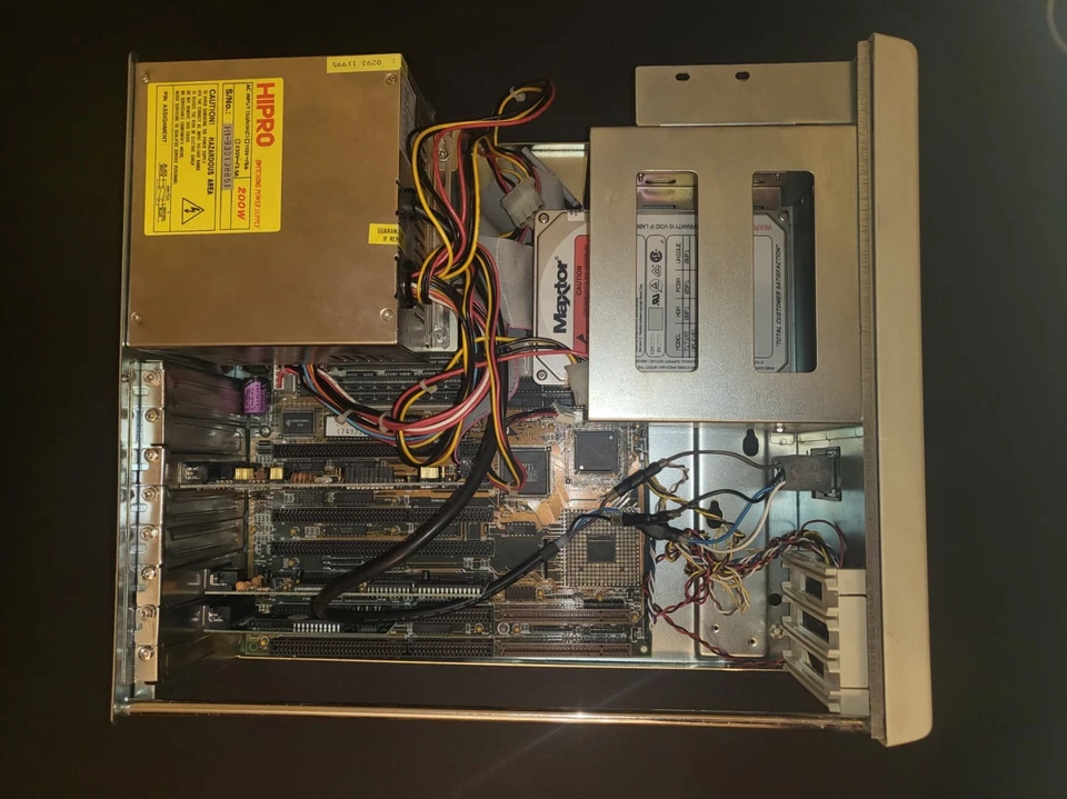 Retro 386 Pc + Cirrus Logic CL-GD5401-42QC (ISA VGA) + Maxtor 7171AT - Bild 2 von 4