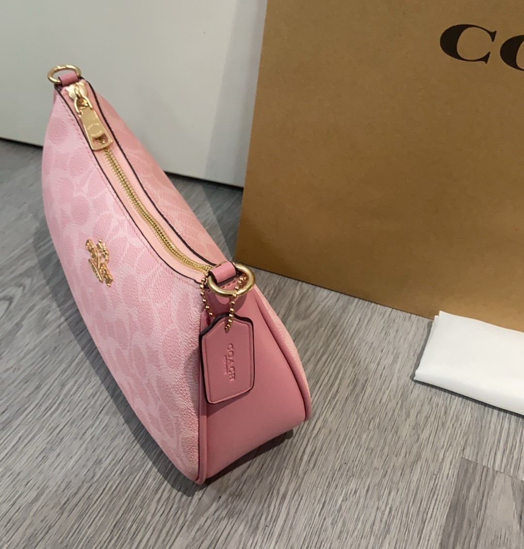 COACH CV933 Teri Shoulder Bag Signature Leather Pink - NEW