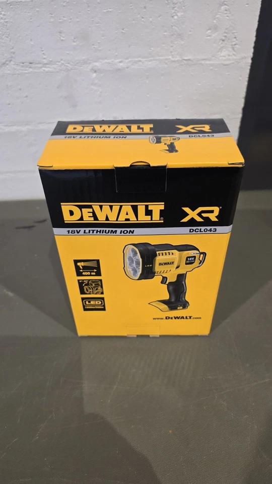 Dewalt 18v Spotlight DCL043. *GENUINE* Brand New In Unopened Box. Authentic - image 2 of 2