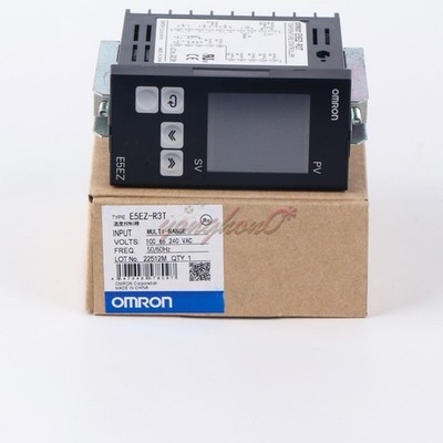 1PC New   Temperature Controller E5EZ-R3T 100-240VAC *gi