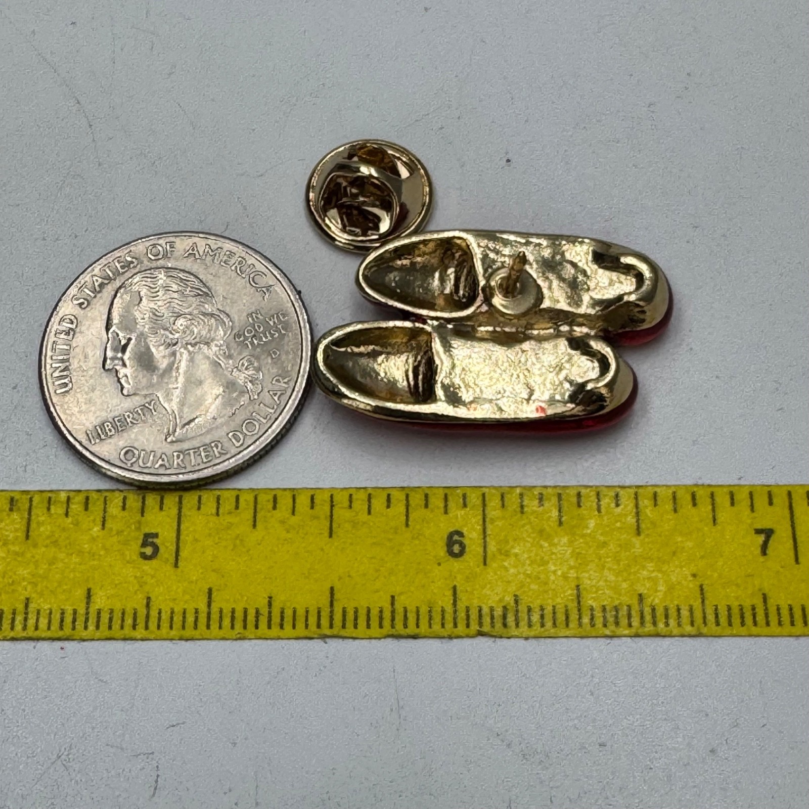 Vintage Ruby Slippers Rhinestone Bow Figural Broo… - image 3