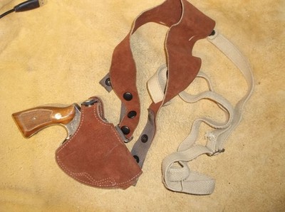 Bianchi Shoulder Holster S&W K Frame 10 12 64 64 2'' RH GC 250412