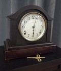 WORKING Antique Seth Thomas Adamantine 8 Day Mantle Shelf Clock & Key 10"x9"x5" — photo 3