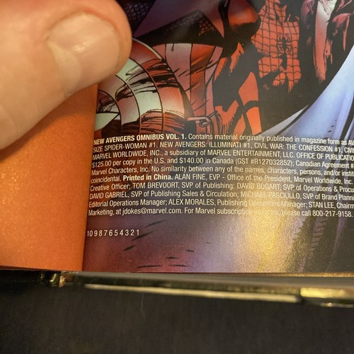 The New Avengers Omnibus Vol 1. Brian Michael Bendis Rare OOP Marvel 1ST PRINT - Picture 8 of 11