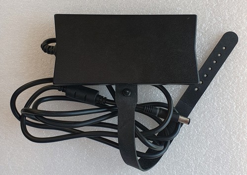 Dell DA130PE1-00 Netzteil 19,5V 6,7A 130W für Laptop Notebook