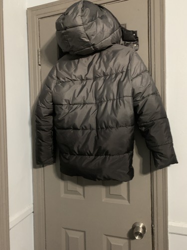 Gap Boy’s Puffer Coat Jacket Hooded Preowned Size XL - Picture 4 of 15