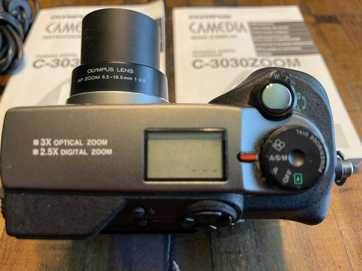 Olympus CAMEDIA C-3030 Zoom 3.3MP Digital Camera - Black