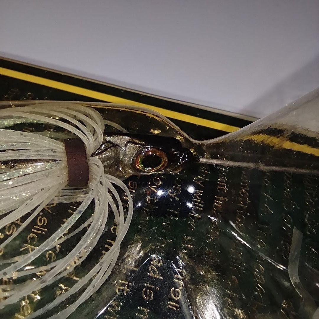 Megabass V-FLAT mini and V-4 buzzbait - Image 17