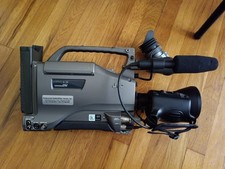 JVC GY-DV5000U Professional DV Camcorder