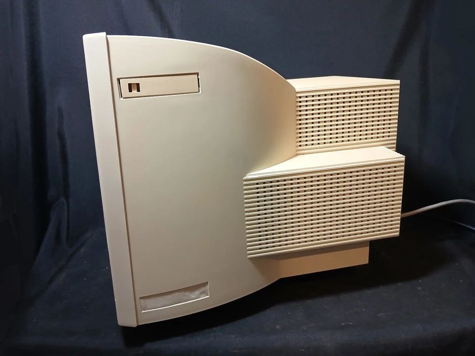 Retro 15 Zoll VGA CRT IBM  G52 (6546-01N) Bildschirm für PC Windows 98 DOS - Bild 3 von 4