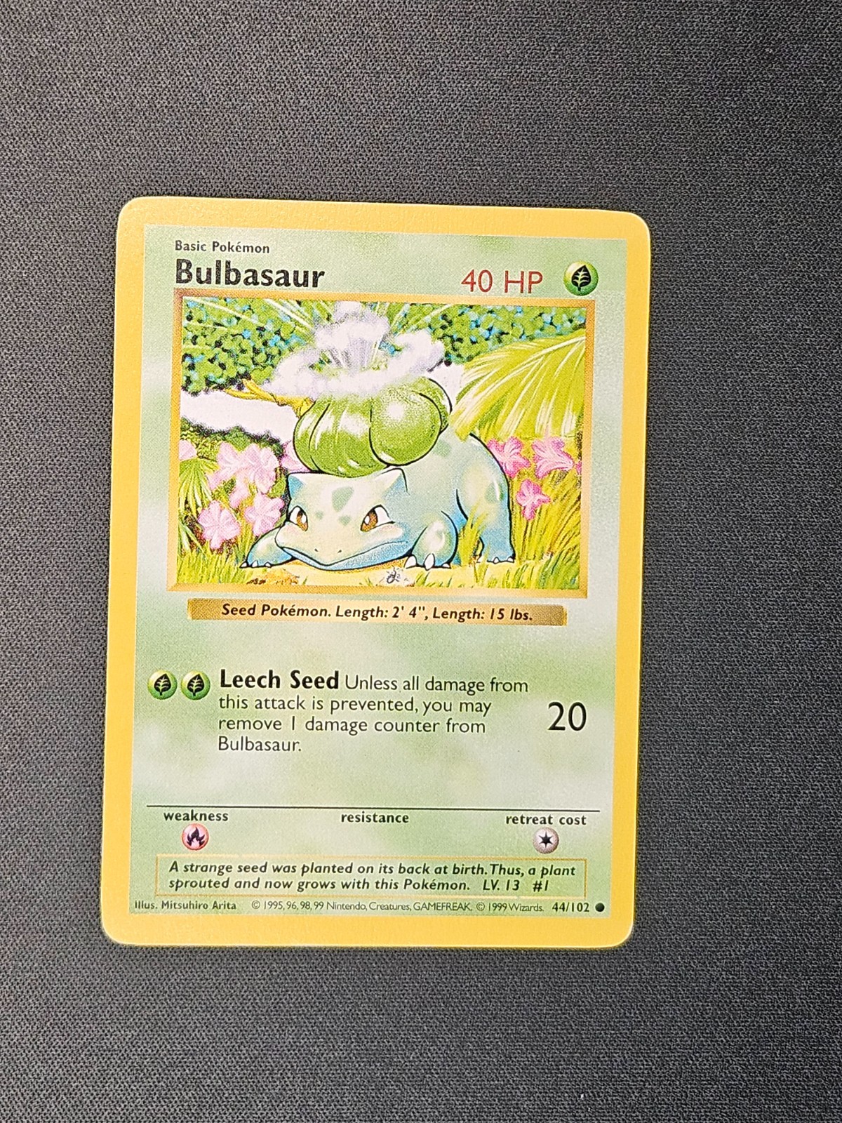Pokemon TCG Bulbasaur 44/102 Base Set Shadowless Vintage Card English