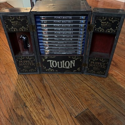 Puppet Master Collection Toulon's Ultimate Trunk 12 Blu-rays, Booklet, Blade toy