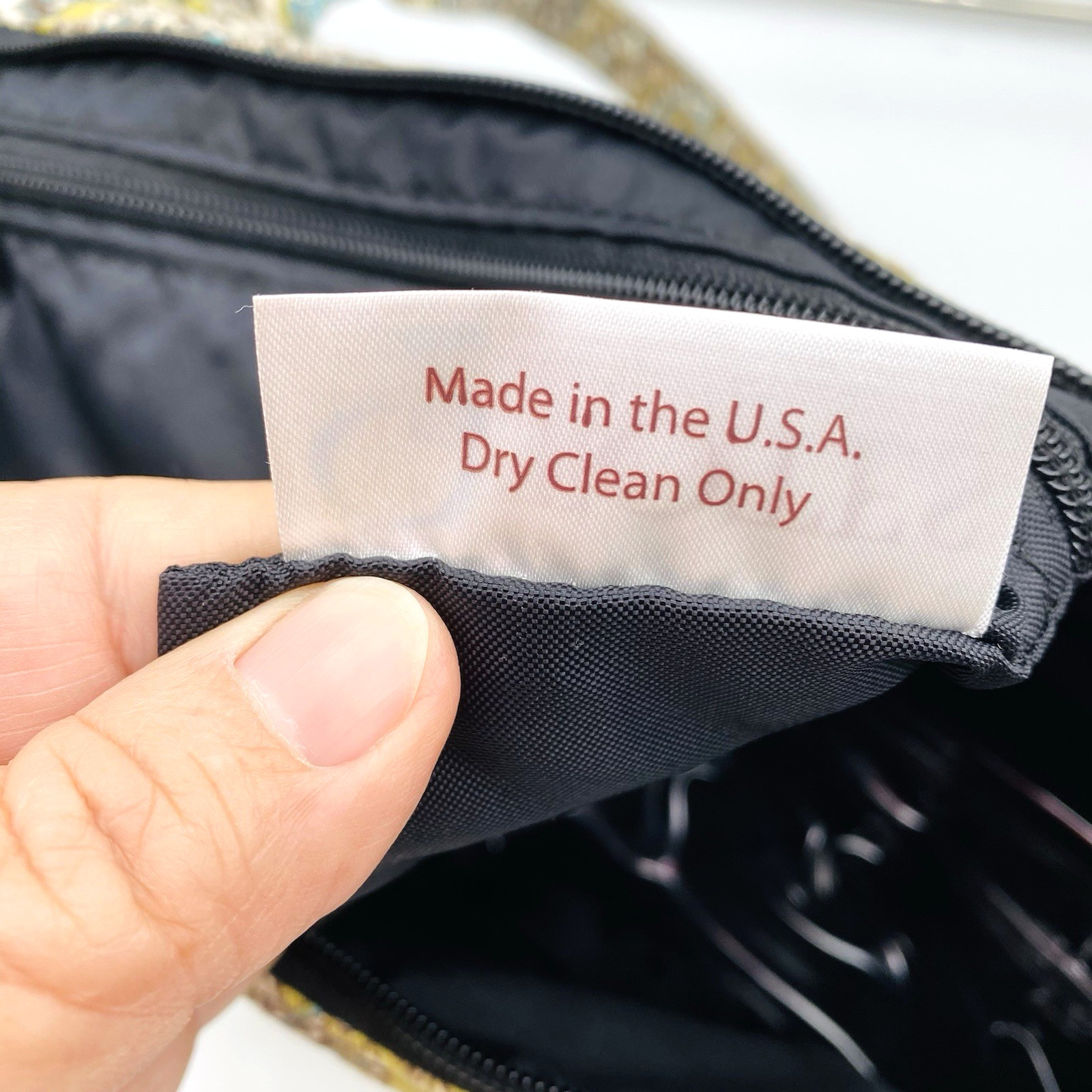 O2Totes Fashionable Portable Oxygen Tank Purse Tote Carrier Paisley