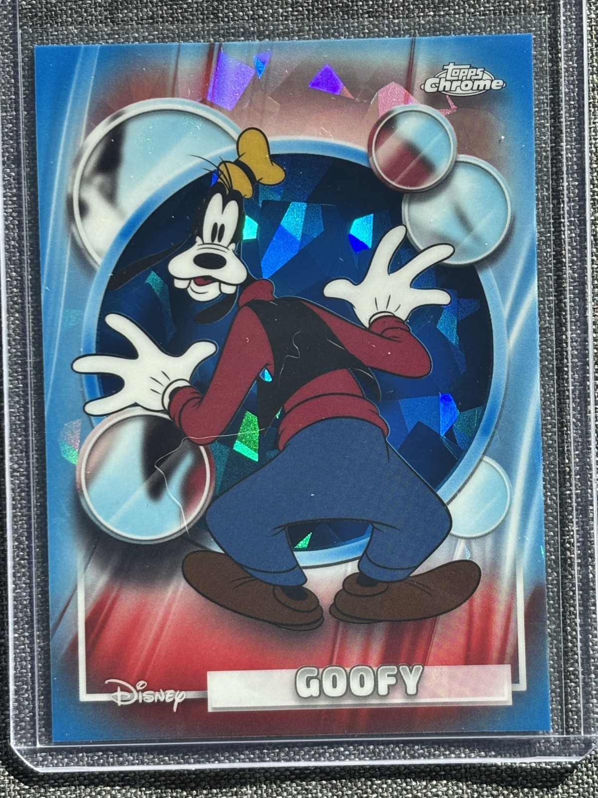 2026 Topps Chrome Sapphire Disney Goofy #52 Mickey & Friends