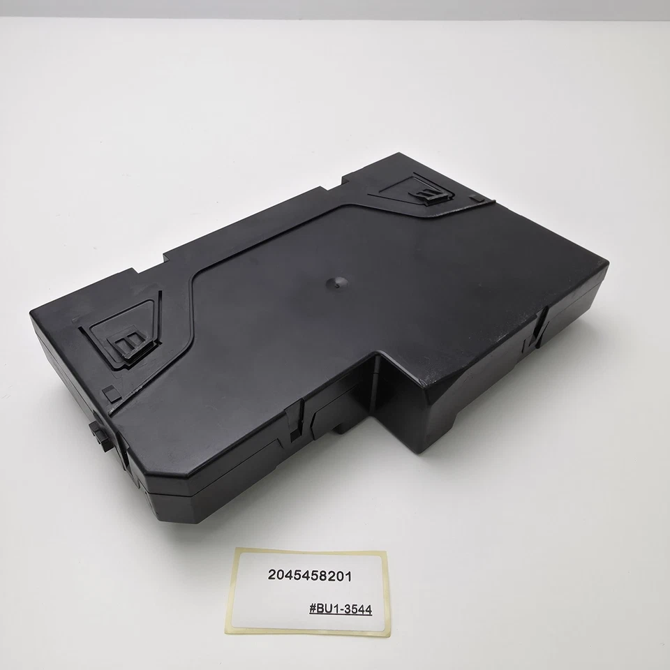 2008-2011 Mercedes-Benz C63 AMG Rear SAM Module Fuse Box Relay 2045458201 - Image 3 of 4