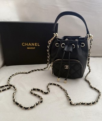 CHANEL makeup vip✨ノベルティ ショルダーバッグ Chanel Makeup VIP Gift Bag New pearl cross shoulder bag price DM