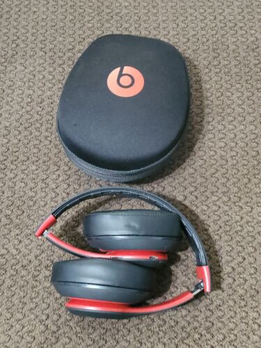 Beats Studio3 Wireless Noise Cancelling Over-Ear Headphones - Afbeelding 1 van 17