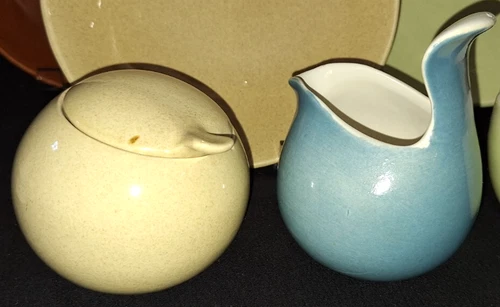 LOT OF 2 VTG MCM EVA ZEISEL SUGAR & PITCHER CREAMER TOWN & COUNTRY RED WING Read