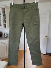 Chino Pants Men's Green Flat Front Slim Straight Leg Cotton Blend. Szs 32 31.