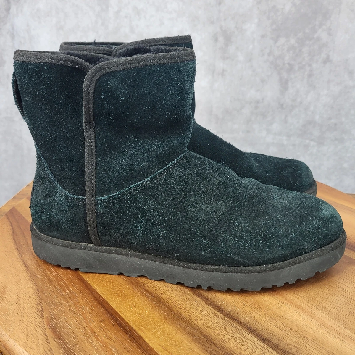 UGG Cory II Winter Boots Womens 7 Black Suede Leather Shearling