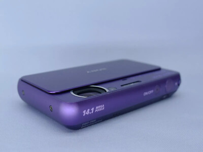 SONY Cyber Shot DSC-T99 CCD 14.1MP 4x Optical Zoom Digital Camera