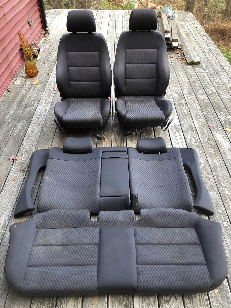 96 - '01 B5 Audi A4 Dark Grey Checkered Pattern Cloth Sport Seats