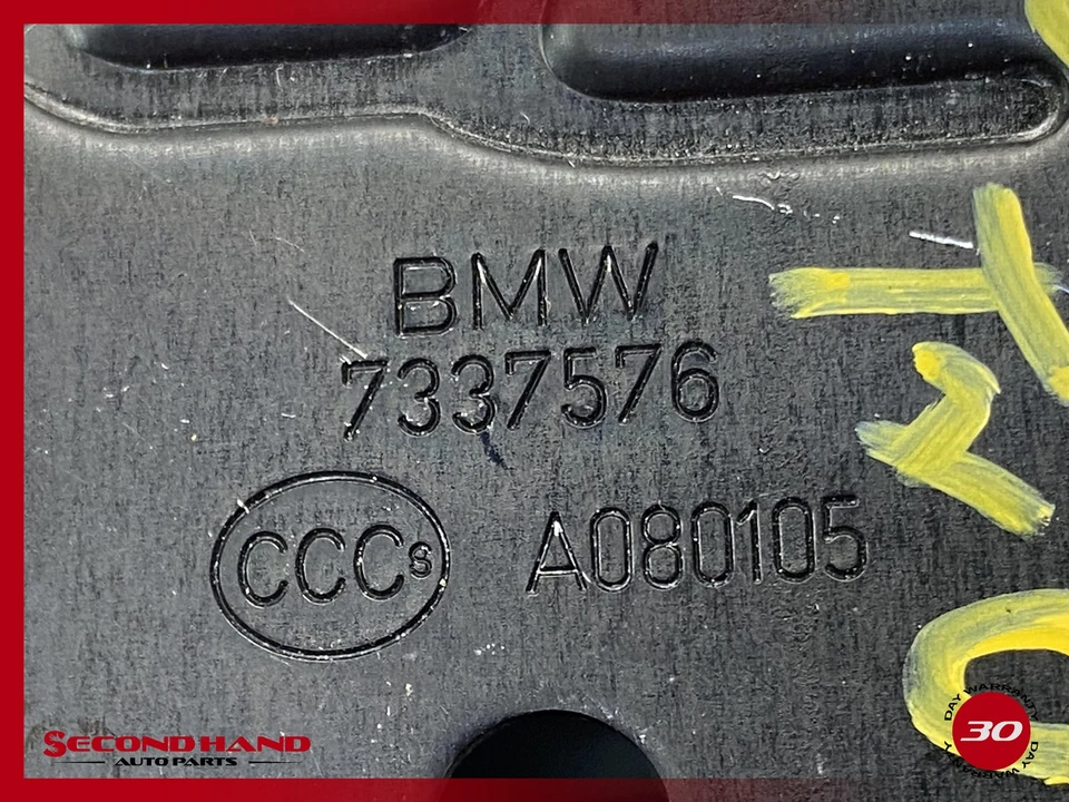 14-18 MINI COOPER S F55 F56 ACTUADOR DE CIERRE DE MALETERO TRASERO OEM Foto 4 de 4