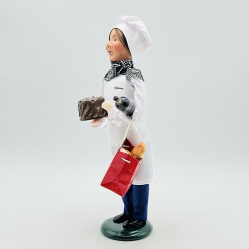 Byers Choice Caroler Wegman’s Chef W/Chocolate Cake Wine & Bread Figurine NEW - Picture 11 of 18