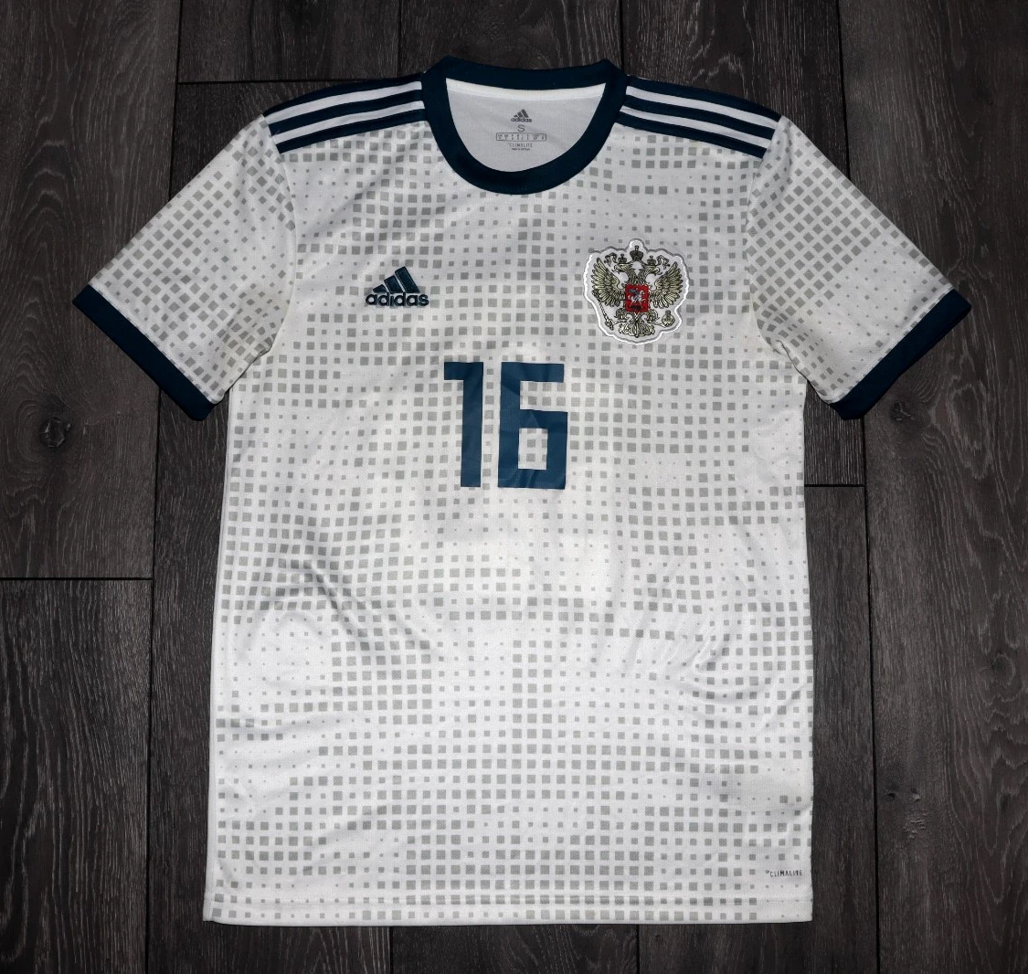 Maillot Saturn Moscow Oblast Extérieur MATCH WORN Russie Football Taille L