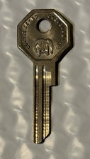 Vintage Key Silver Tone Curtis Blank Key "Bulldog Logo" No. Y132 Made in USA
